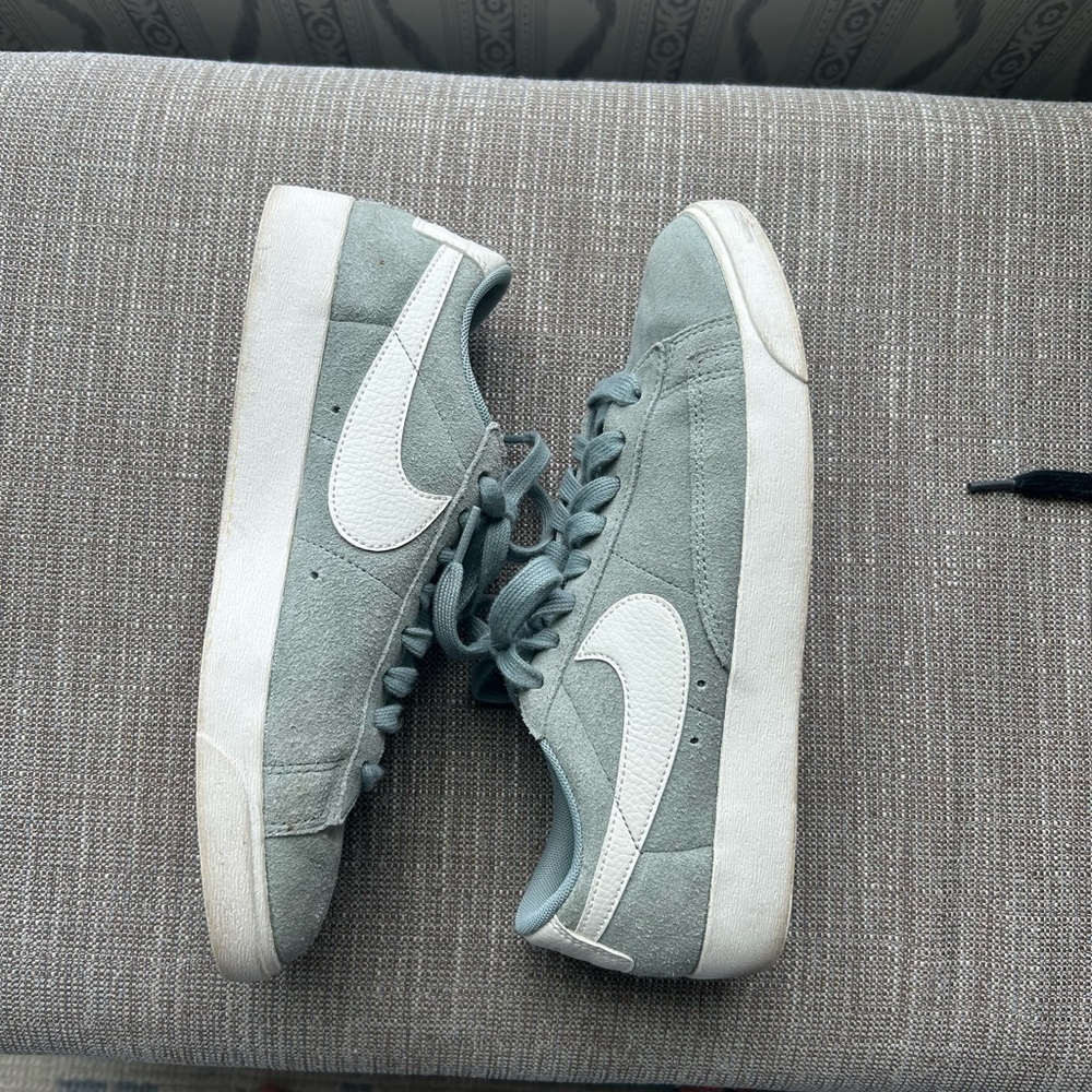 Nike Blazer Suede Low-top sneakers size 8